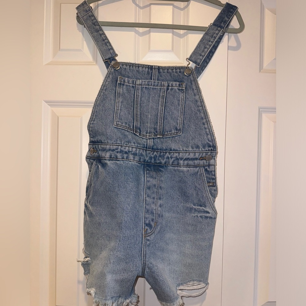 Rolla’s high rise cutoff denim overalls